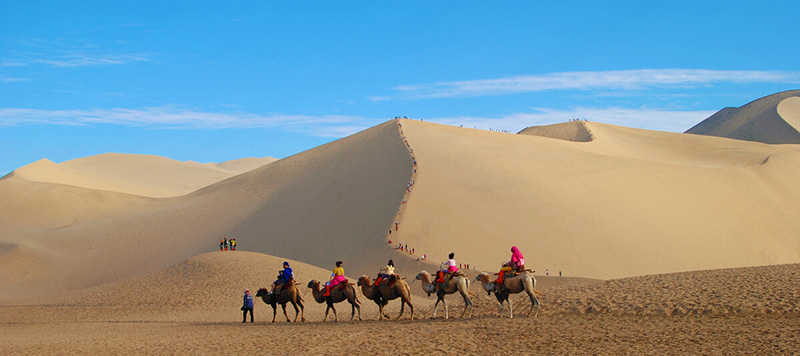 敦煌 鳴沙山 敦煌 鳴沙山