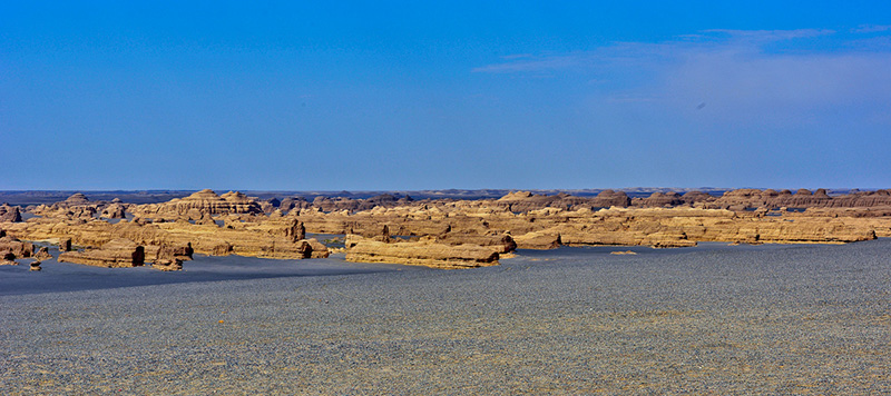 敦煌 ヤルダン地貌(雅丹魔鬼城) 敦煌 ヤルダン地貌(雅丹魔鬼城)