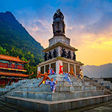 �����E���z�̗�