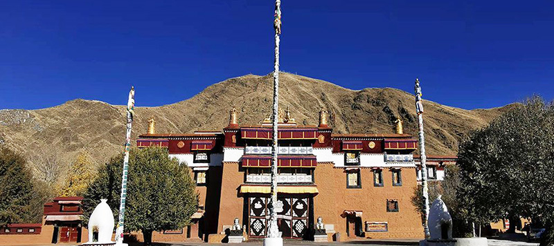 チベットラサ　ゴンガチューデ（曲徳寺）