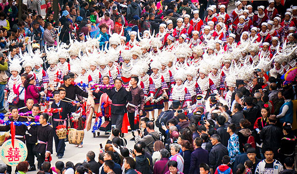 貴州　姉妹飯祭り