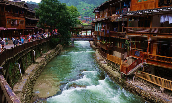 西江千戸苗寨　貴州