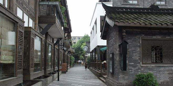 ���s����J�q