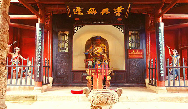 ���E���Ï�