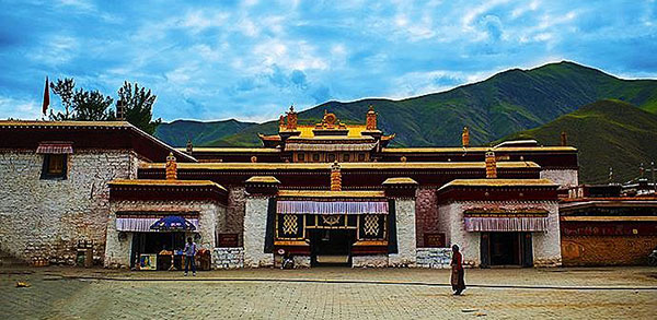 �^���g�N���i���쎛�j