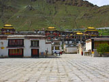 タシルンポ寺