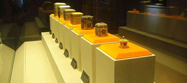 �����@�@�厛�i�ق����񂶁j