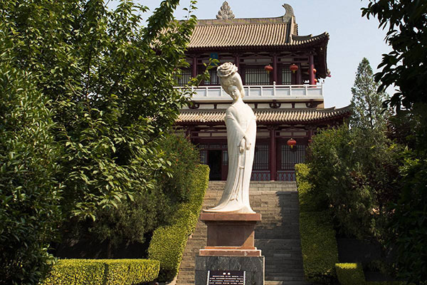 西安 楊貴妃墓(ようきひのはか) 西安 楊貴妃墓(ようきひのはか)