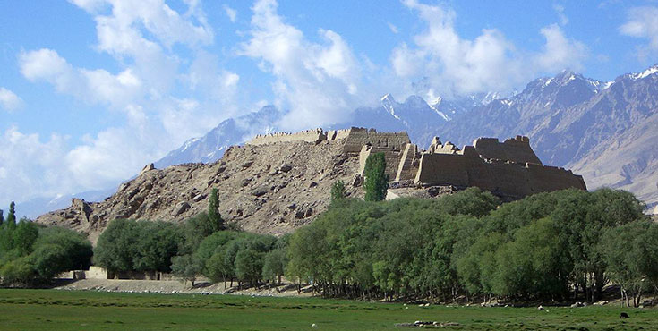 �y�J�V���K�����z�J���N���΂ƐΓ���2���Ԋό��c�A�[