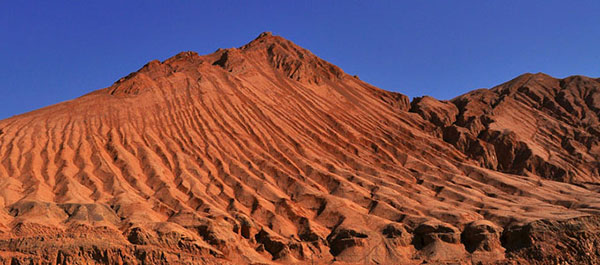 新彊トルファン 火焔山 新彊トルファン 火焔山