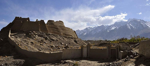 カシュガル石頭城古城遺跡 カシュガル石頭城古城遺跡