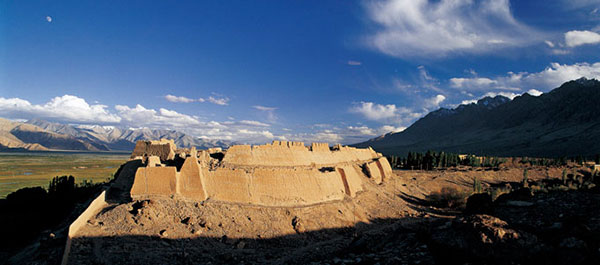 カシュガル石頭城古城遺跡 カシュガル石頭城古城遺跡
