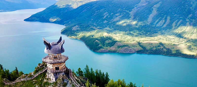 新疆 カナス湖 新疆 カナス湖