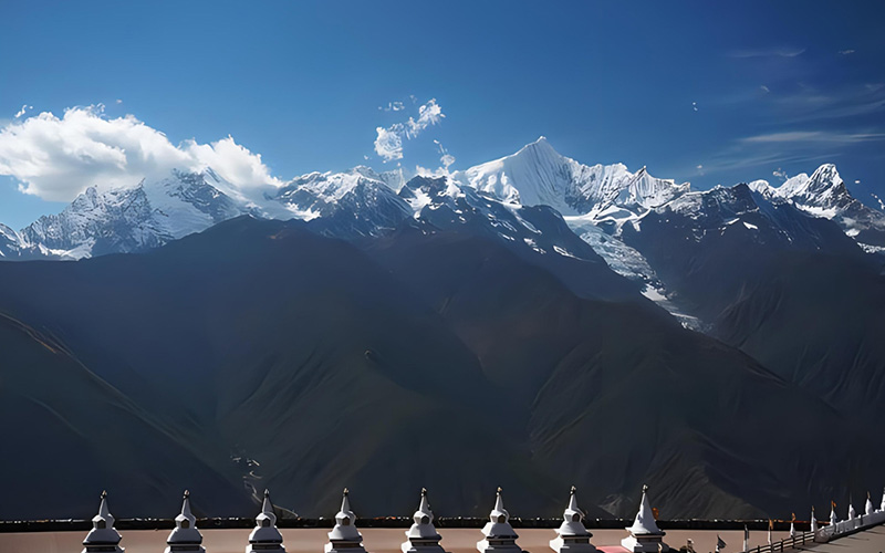 【梅里雪山】 昆明・麗江・シャングリラ・梅里雪山７日間観光ツアー