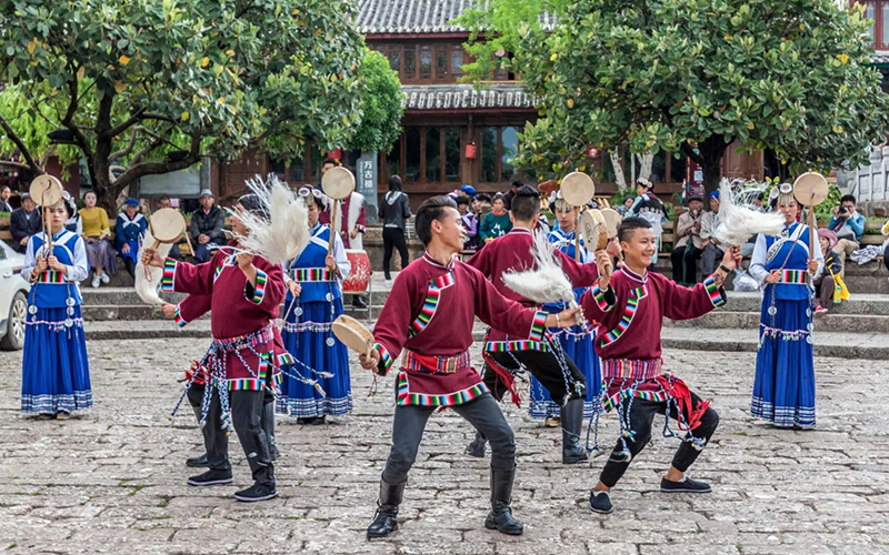 麗江古城・玉龍雪山・昆明石林３日間観光ツアー