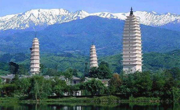 大理崇聖三塔 大理崇聖三塔