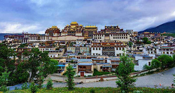 シャングリラ 松賛林寺 シャングリラ 松賛林寺