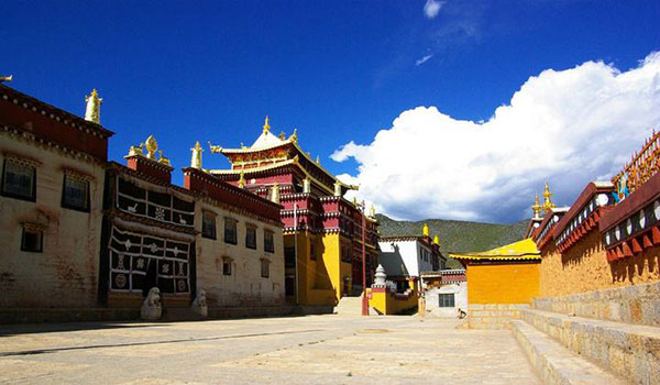 シャングリラ 松賛林寺 シャングリラ 松賛林寺