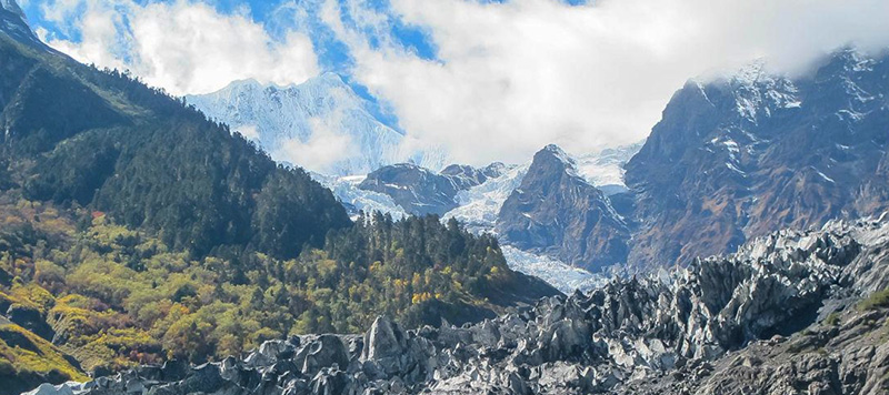 梅里雪山明永氷河